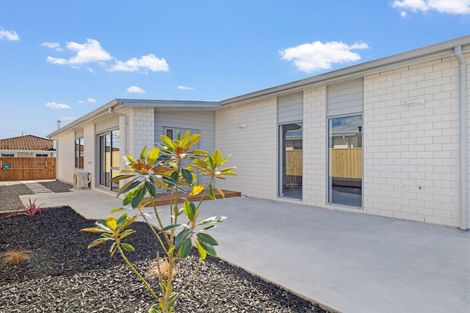 Photo of property in 2/11 Landing Road, Whakatane, 3120