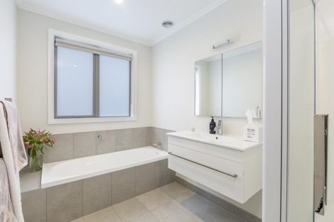 Photo of property in 97 Kaipara Portage Road, Riverhead, 0820