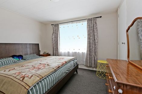 Photo of property in 2/2 Lee Road, Taradale, Napier, 4112