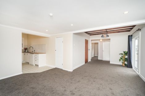 Photo of property in 85 Shamrock Street, Takaro, Palmerston North, 4412