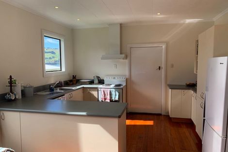 Photo of property in 7 Athol Place, Ravensbourne, Dunedin, 9022