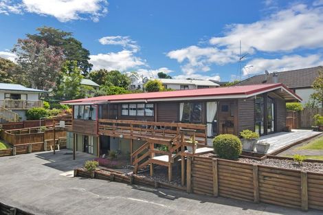 Photo of property in 3 Claret Place, Henderson, Auckland, 0612