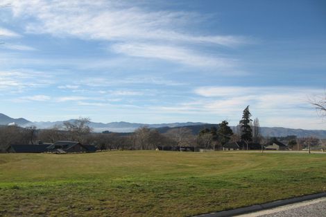 Photo of property in 5 Hollyhock Lane, Wanaka, 9305