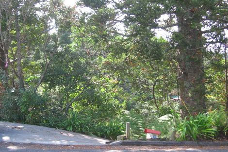 Photo of property in 2a Opou Road, Titirangi, Auckland, 0604