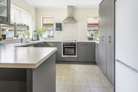 Photo of property in 2 Landmark Court, Huntington, Hamilton, 3210