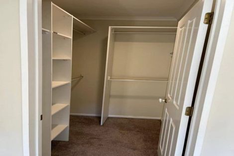 Photo of property in 16 Middlefield Drive, East Tamaki Heights, Auckland, 2016