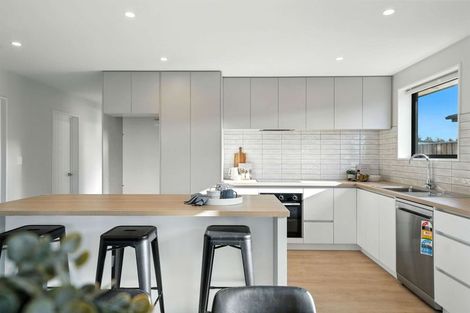 Photo of property in 33 Greig Crescent, Amberley, 7481