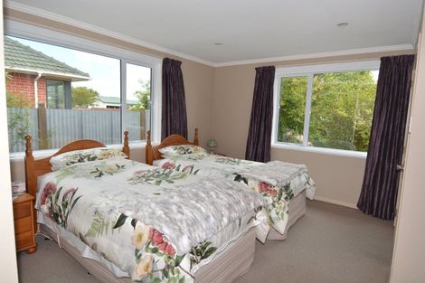Photo of property in 32 Joseph Street, Waverley, Invercargill, 9810