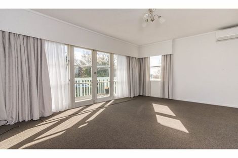Photo of property in 24 Sunvue Road, Glen Eden, Auckland, 0602