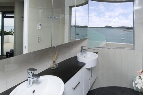 Photo of property in 2 Bucklands Beach Road, Bucklands Beach, Auckland, 2012
