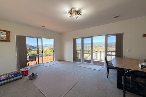 Photo of property in 17 Riverstone Drive, Riverstone Terraces, Upper Hutt, 5018