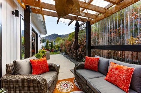 Photo of property in 21 Little Maude Drive, Lake Hawea, 9382