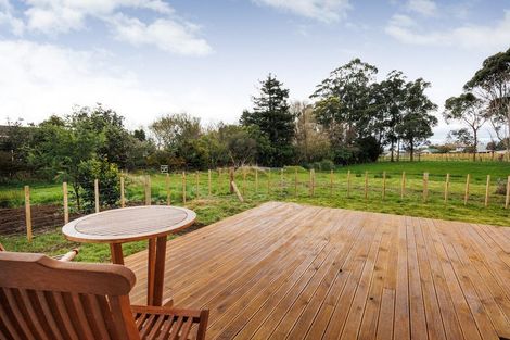 Photo of property in 765 Makerua Road, Tokomaru, Palmerston North, 4474