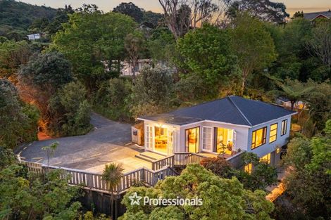 Photo of property in 24 Miromiro Road, Normandale, Lower Hutt, 5010
