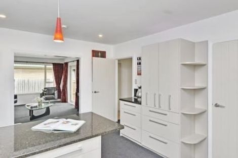 Photo of property in 37 Santa Rosa Avenue, Halswell, Christchurch, 8025