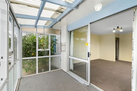 Photo of property in 2/136 Wainoni Road, Avondale, Christchurch, 8061