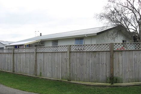 Photo of property in 2 Orewa Grove, Wainuiomata, Lower Hutt, 5014