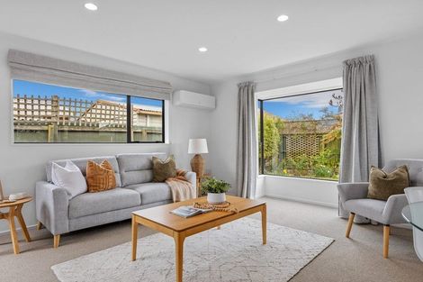 Photo of property in 2/14 Farquhars Road, Redwood, Christchurch, 8051