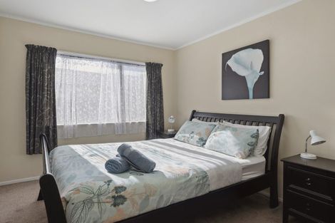 Photo of property in 56a Aquarius Drive, Kawaha Point, Rotorua, 3010