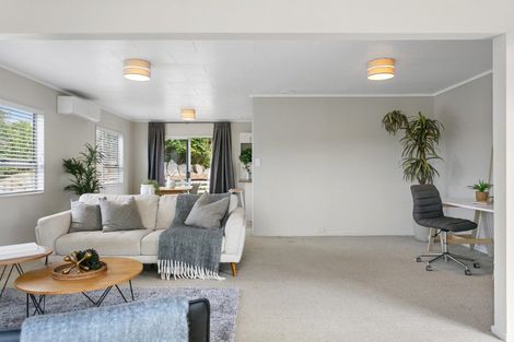 Photo of property in 23 Kiddle Drive, Hilltop, Taupo, 3330