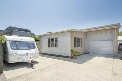 Photo of property in 46e Percy Road, Papamoa Beach, Papamoa, 3118