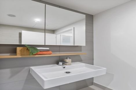 Photo of property in 105/8a Lake Pupuke Drive, Takapuna, Auckland, 0622