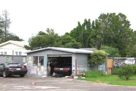 Photo of property in 126 Glendale Road, Glen Eden, Auckland, 0602