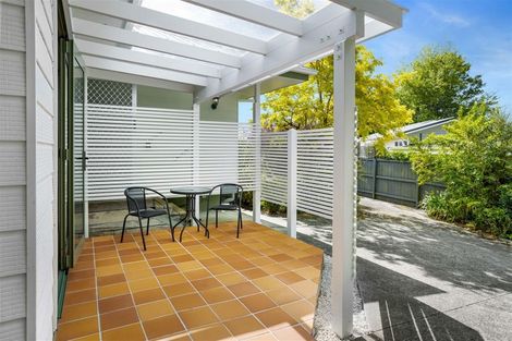 Photo of property in 60a Kaurilands Road, Titirangi, Auckland, 0604