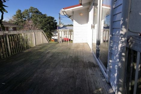 Photo of property in 110 Roberts Road, Te Atatu South, Auckland, 0610