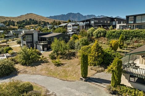 Photo of property in 578 Peninsula Road, Kelvin Heights, Queenstown, 9300