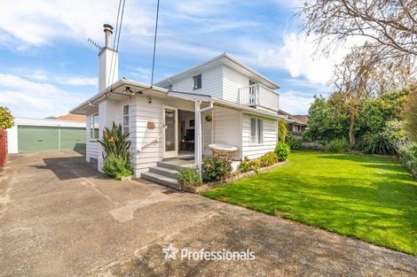 Photo of property in 13 Whites Line West, Woburn, Lower Hutt, 5010