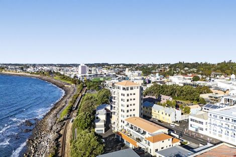 Photo of property in 5/120 Saint Aubyn Street, New Plymouth, 4310