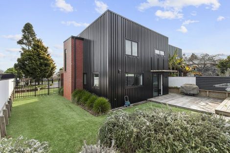 Photo of property in 27u1 Joffre Street, Frankton, Hamilton, 3204