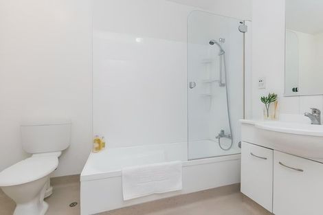 Photo of property in Luxford Villas, 109/72u Herald Street, Berhampore, Wellington, 6023