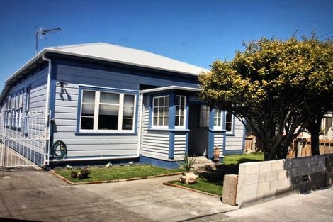 Photo of property in 44 Beach Street, Petone, Lower Hutt, 5012