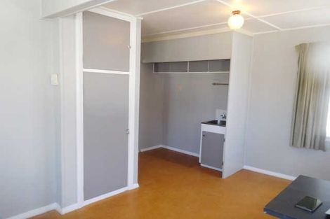 Photo of property in 206 Coronation Avenue, Welbourn, New Plymouth, 4310