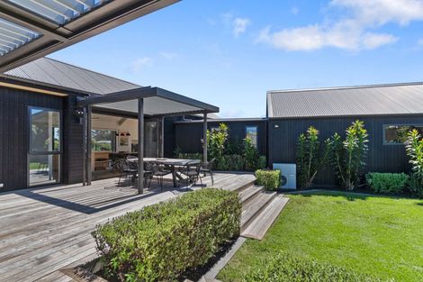 Photo of property in 28 Capriole Crescent, Kingseat, Papakura, 2580