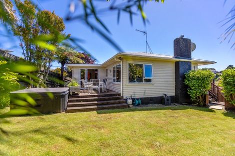 Photo of property in 7 Penrith Street, Westown, New Plymouth, 4310