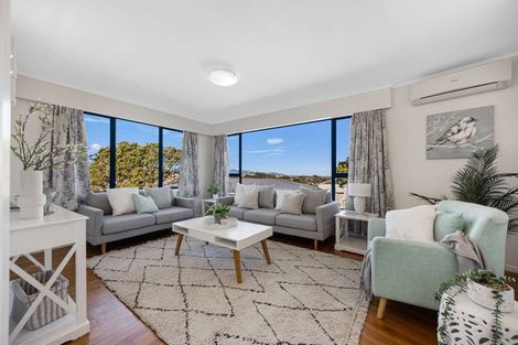 Photo of property in 4 Glenamoy Crescent, Johnsonville, Wellington, 6037