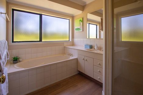 Photo of property in 927 Oturoa Road, Hamurana, Rotorua, 3072