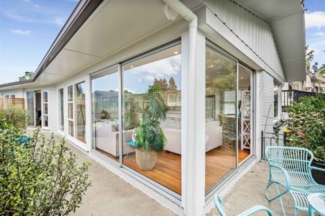 Photo of property in 9 Oruamo Place, Beach Haven, Auckland, 0626