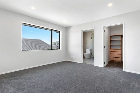 Photo of property in 17 Paihere Street, Huapai, 0810
