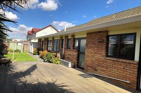 Photo of property in 3/10 King Edward Avenue, Papakura, 2110