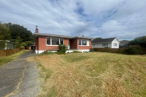 Photo of property in 4 River Road, Te Atatu Peninsula, Auckland, 0610