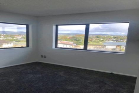 Photo of property in 30 Meritage Lane, Te Atatu South, Auckland, 0610