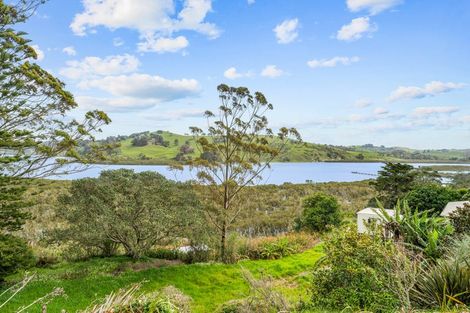 Photo of property in 111 Wharf Road, Port Albert, Wellsford, 0973