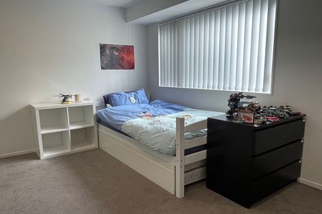 Photo of property in 17 Meteor Place, Schnapper Rock, Auckland, 0632