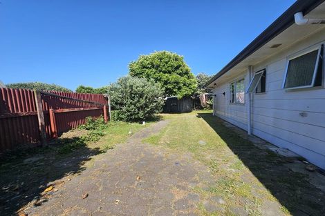 Photo of property in 49 Tait Drive, Greenmeadows, Napier, 4112
