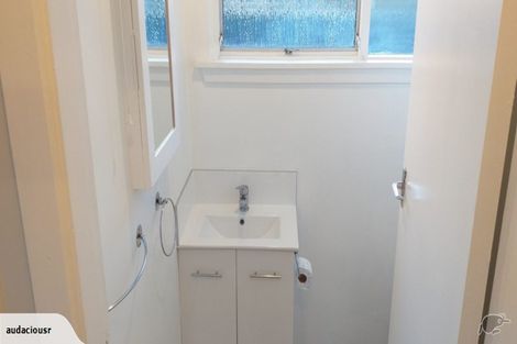 Photo of property in 2/12 Gibbon Street, Sydenham, Christchurch, 8023