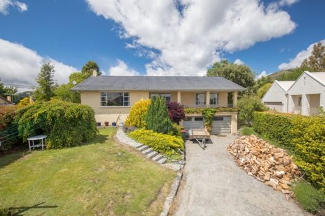 Photo of property in 41 Kennedy Crescent, Wanaka, 9305